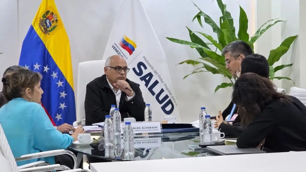 13Ago-El-Ministerio-del-Poder-Popular-para-la-Salud-y-la-empresa-estatal-China-Meheco-Co.-ev