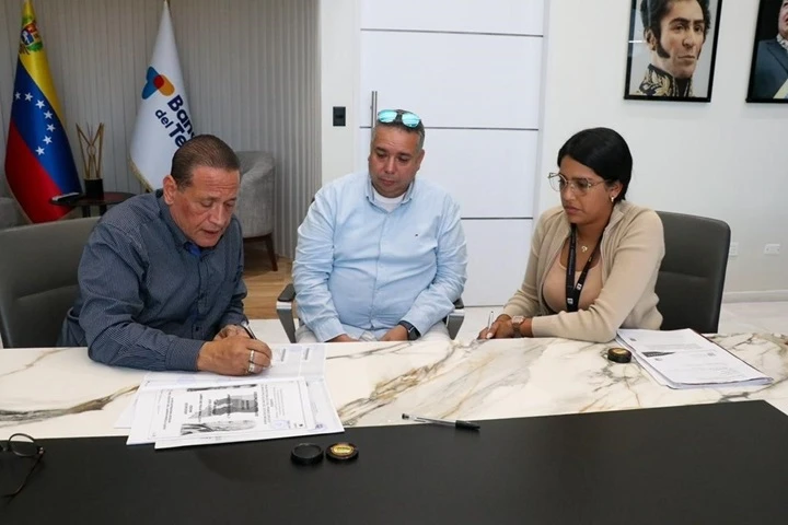 bancodeltesoro-otorga-creditos-plan-venezuela-renace.jpg